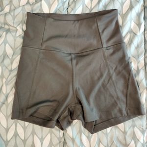 Girlfriend Collective grey high-rise shorts - S